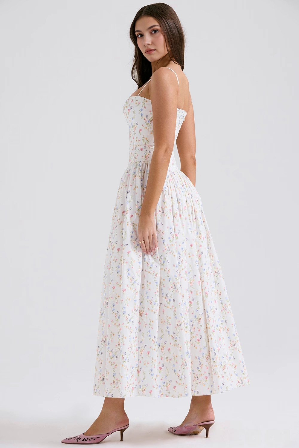 Formendes Kleid Stella