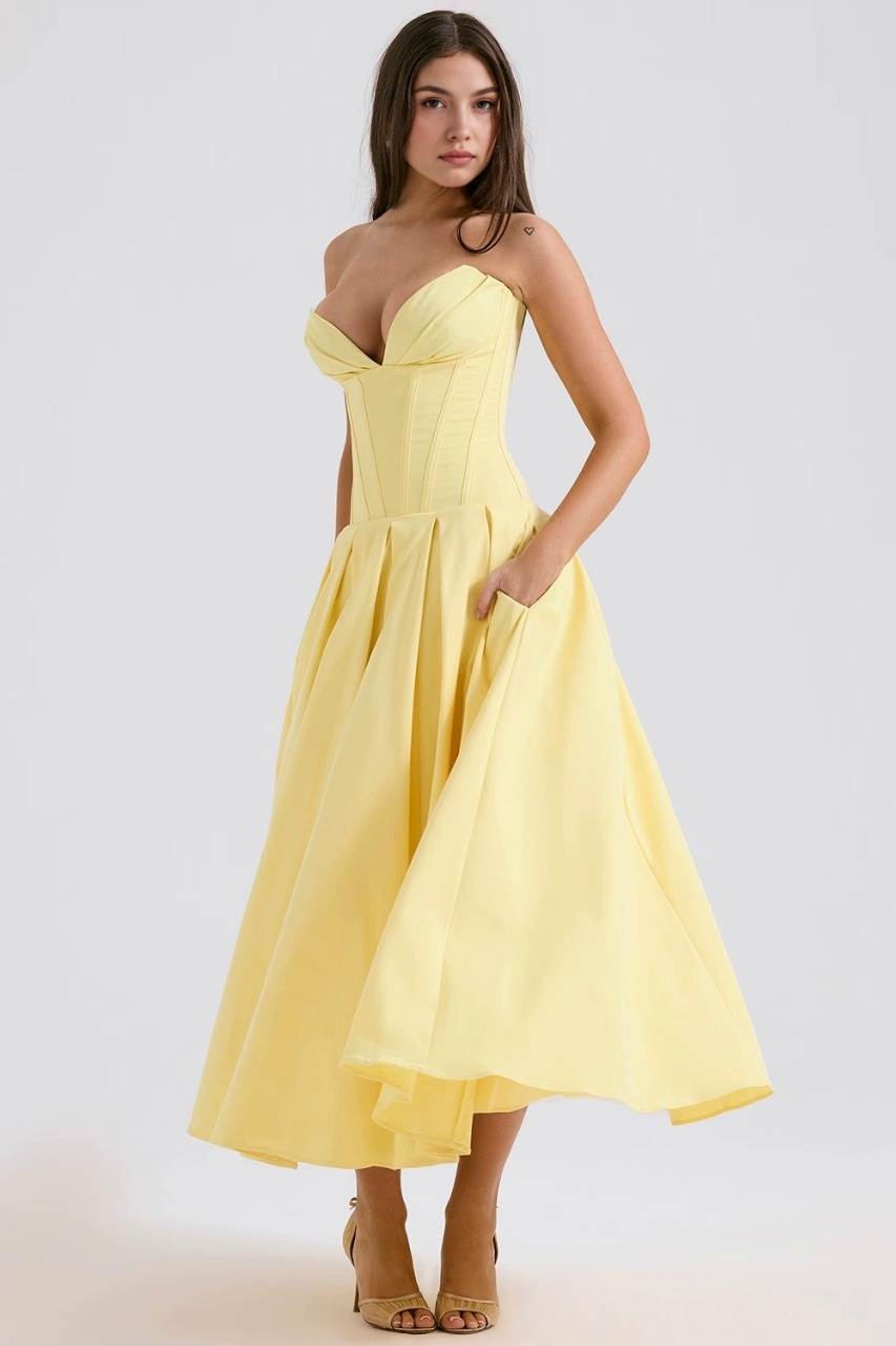 Formendes Kleid Taylor