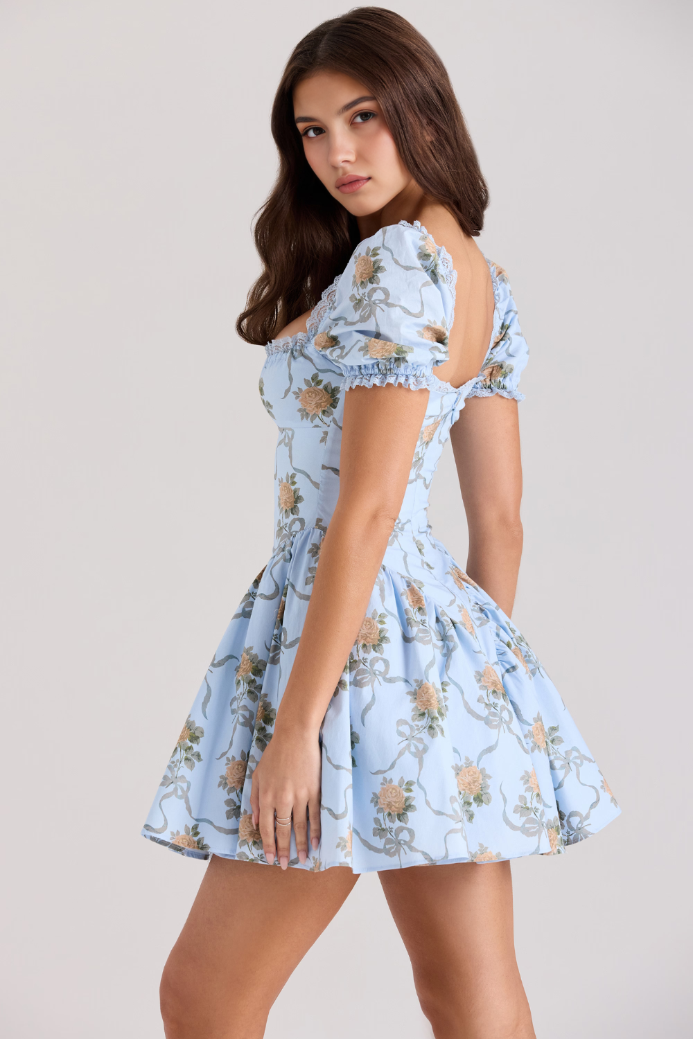 Kurzes Kleid Pérola