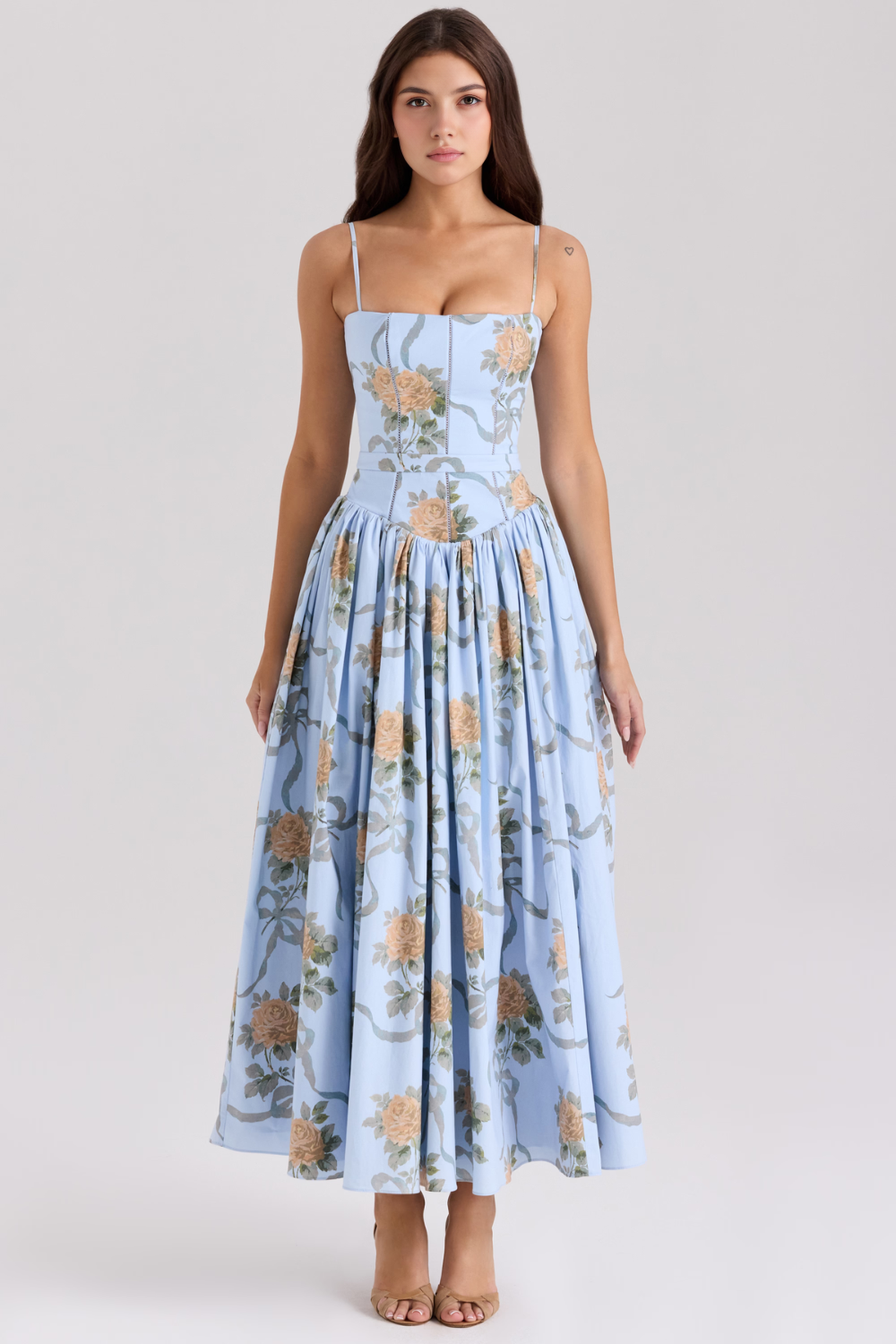 Formendes Kleid Stella